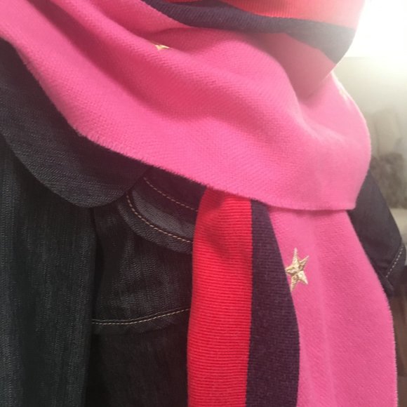Gucci Wool/Cashmere Scarf - Picture 14 of 16